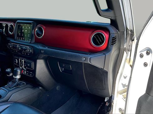 Used 2020 Jeep Gladiator Rubicon AWD/4WD image 19