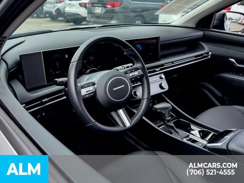 Certified 2025 Hyundai Tucson SEL AWD/4WD image 14