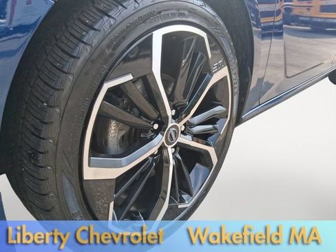 Used 2023 Nissan Altima 2.5 SR AWD/4WD image 11