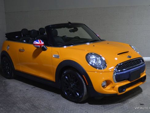 Used 2016 MINI Cooper S image 19