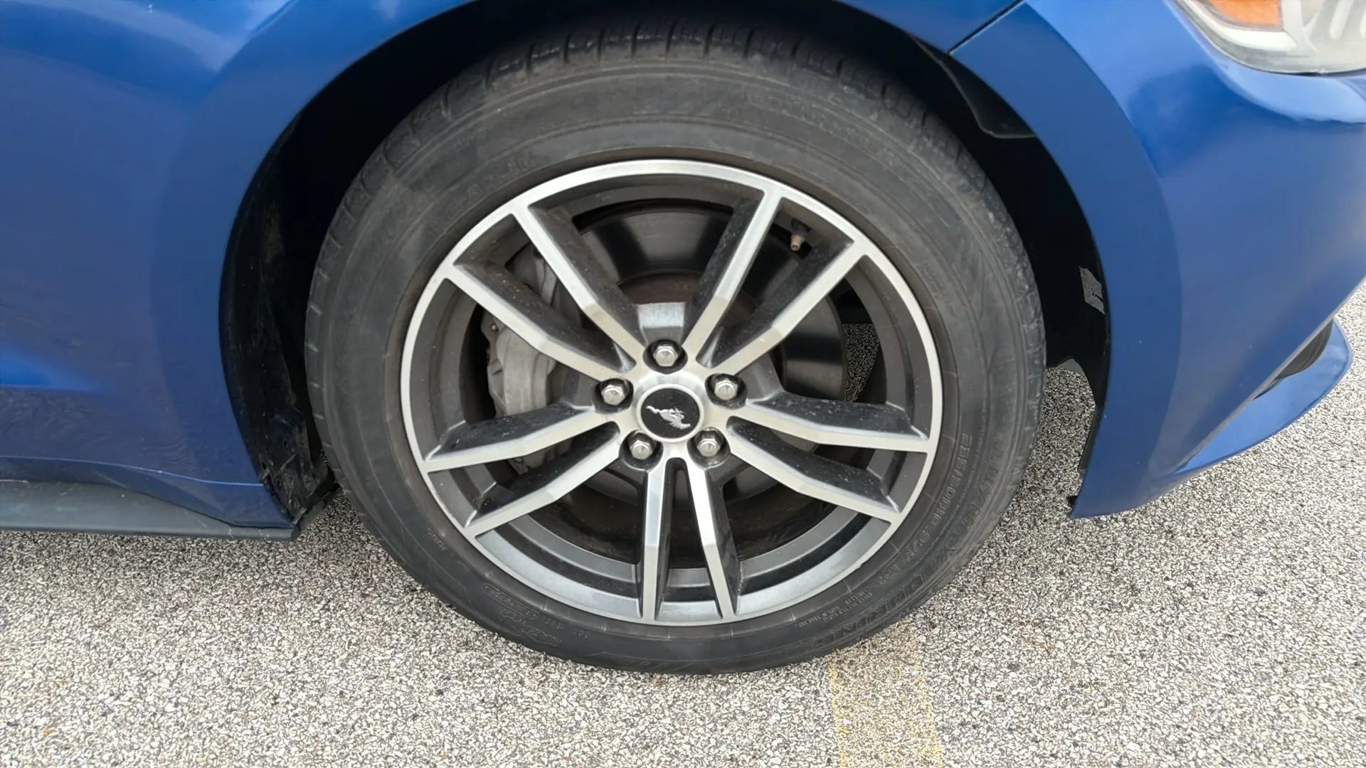 Used 2017 Ford Mustang GT Premium RWD image 9