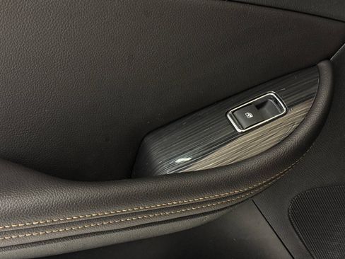 Used 2019 Chevrolet Impala Premier FWD image 37