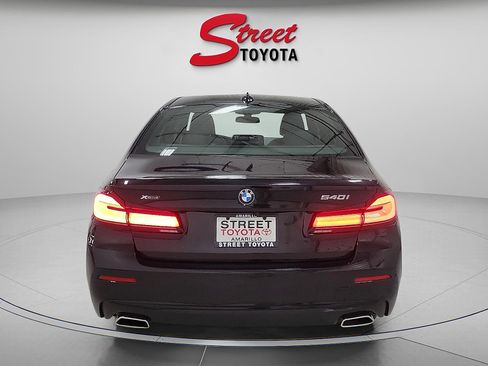 Used 2023 BMW 540i xDrive image 3