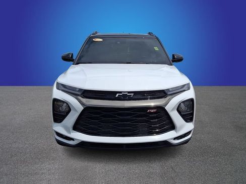 Used 2023 Chevrolet TrailBlazer RS w/ Convenience Package FWD image 2