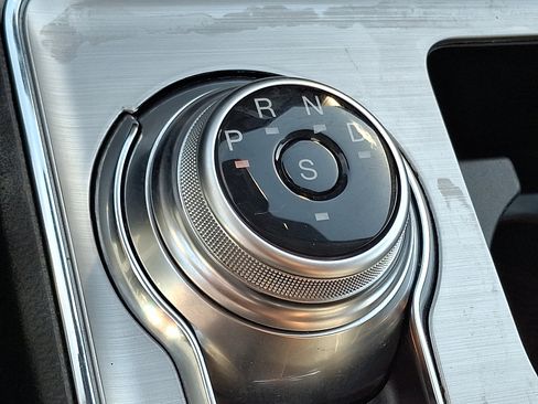 Certified 2022 Ford Edge SEL w/ Sport Appearance Package image 14