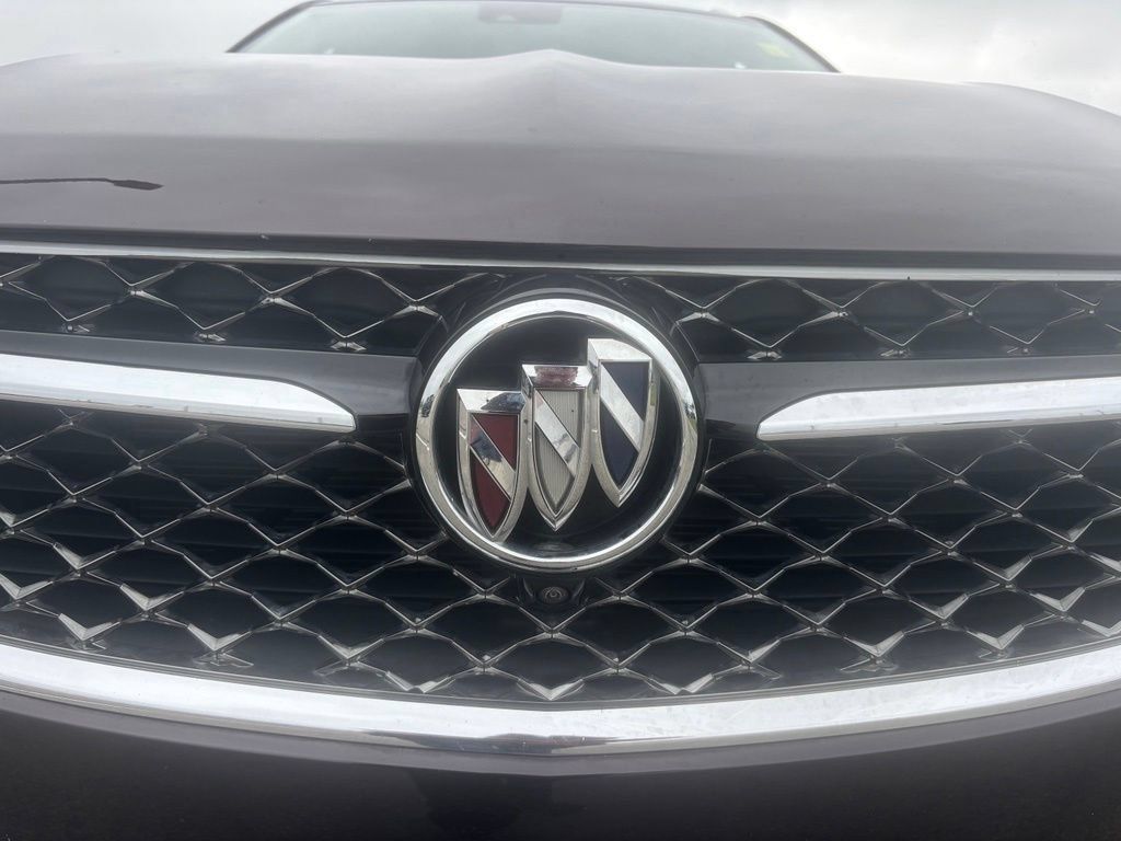 Used 2023 Buick Envision Avenir AWD/4WD image 9