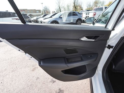 Used 2024 Volkswagen GTI Autobahn image 11