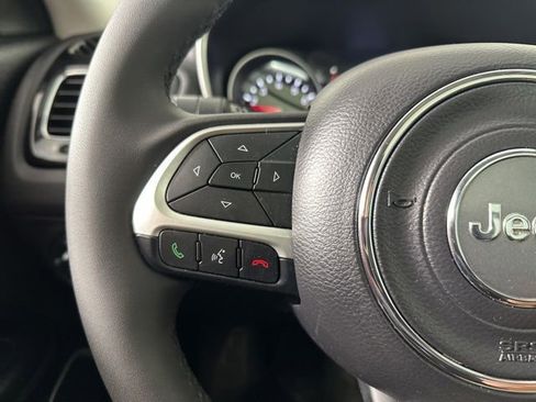 Used 2021 Jeep Compass Latitude w/ Sun and Sound Group AWD/4WD image 11