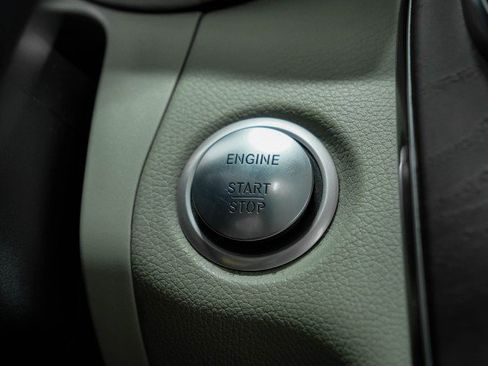 Used 2019 Mercedes-Benz GLC 300 4MATIC DRIVER ASSIST PKG PARKI image 18