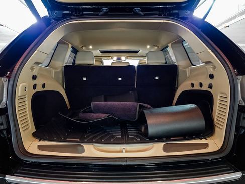 Used 2017 Jeep Grand Cherokee Limited w/ Trailer Tow Group IV image 9