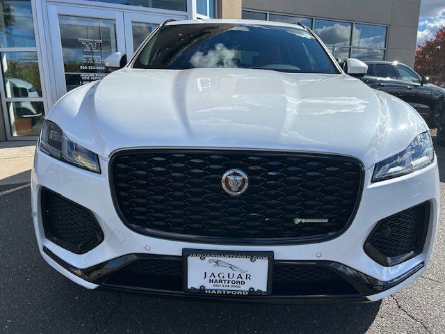 Certified 2023 Jaguar F-PACE R-Dynamic S AWD/4WD image 9