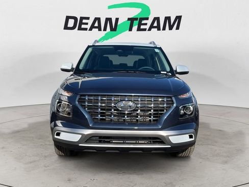New 2026 Hyundai Venue SEL image 2