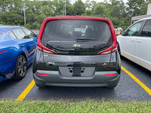 Used 2020 Kia Soul S FWD image 3