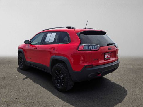 Used 2019 Jeep Cherokee Trailhawk w/ Comfort/Convenience Group AWD/4WD image 6