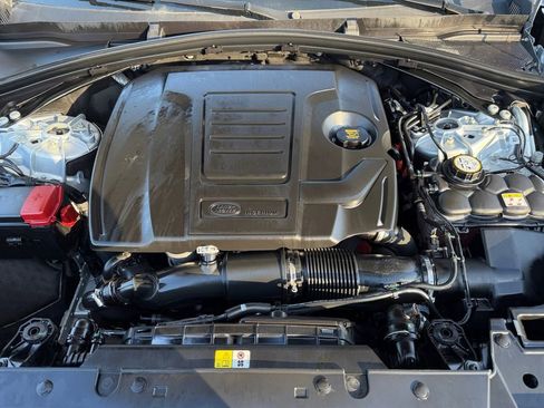 Used 2024 Land Rover Range Rover Velar S image 31