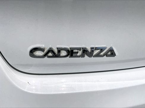 Used 2019 Kia Cadenza Technology FWD image 17