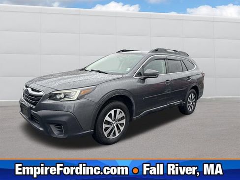Used 2021 Subaru Outback Premium image 1