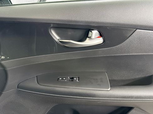 Used 2022 Kia Forte GT-Line FWD image 31
