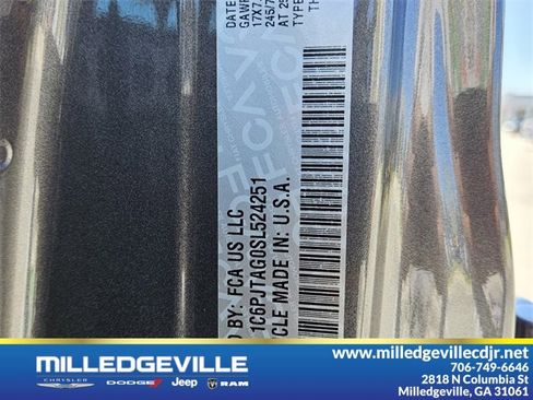 New 2025 Jeep Gladiator Sport image 19