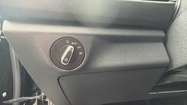 Used 2024 Volkswagen Jetta SE FWD image 20