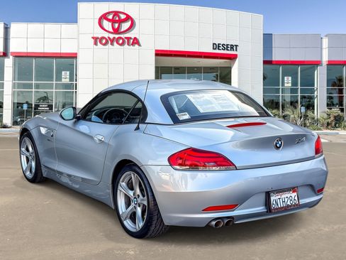 Used 2011 BMW Z4 sDrive30i RWD image 5