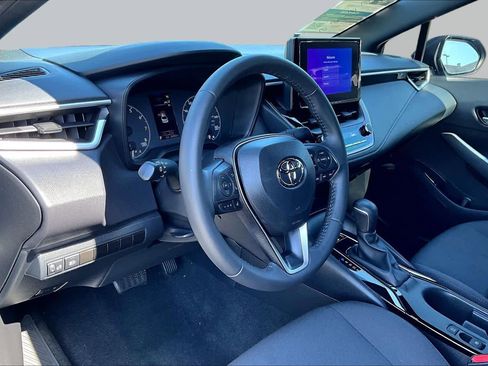 Used 2024 Toyota Corolla SE w/ SE Premium Package FWD image 16