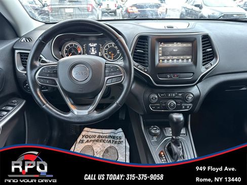 Used 2020 Jeep Cherokee Latitude Plus w/ Cold Weather Group image 14