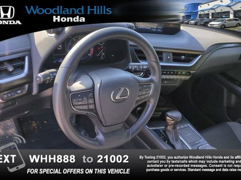 Used 2021 Lexus UX 200 w/ Accessory Package (Z2) FWD image 9