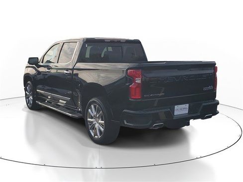 Certified 2022 Chevrolet Silverado 1500 High Country w/ High Country Premium Package image 3
