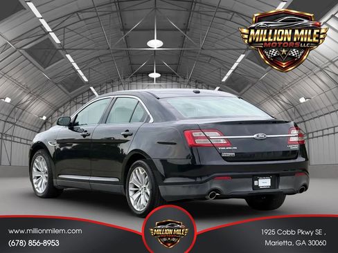 Used 2015 Ford Taurus Limited FWD image 10