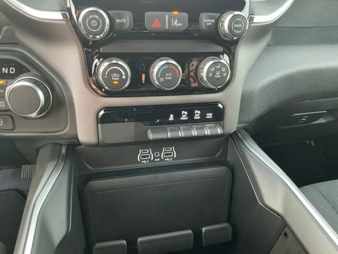 New 2026 RAM 1500 Express image 26