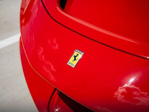Used 2022 Ferrari SF90 Stradale AWD/4WD image 5