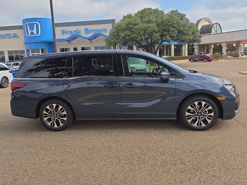 New 2026 Honda Odyssey Elite image 4