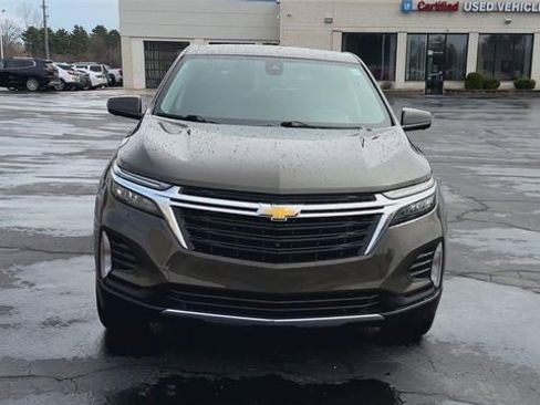 Used 2024 Chevrolet Equinox LT AWD/4WD image 3