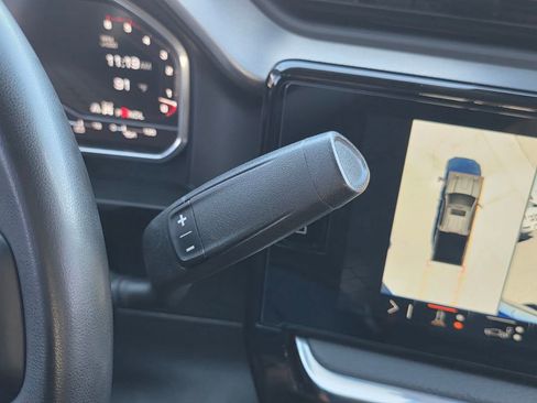 Used 2024 GMC Sierra 2500 Denali w/ Denali Reserve Package image 36