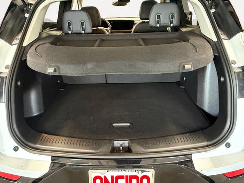 Used 2024 Buick Encore GX Sport Touring FWD image 14