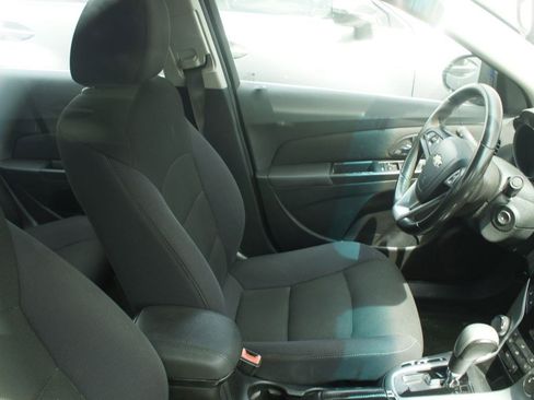 Used 2012 Chevrolet Cruze LT FWD image 5