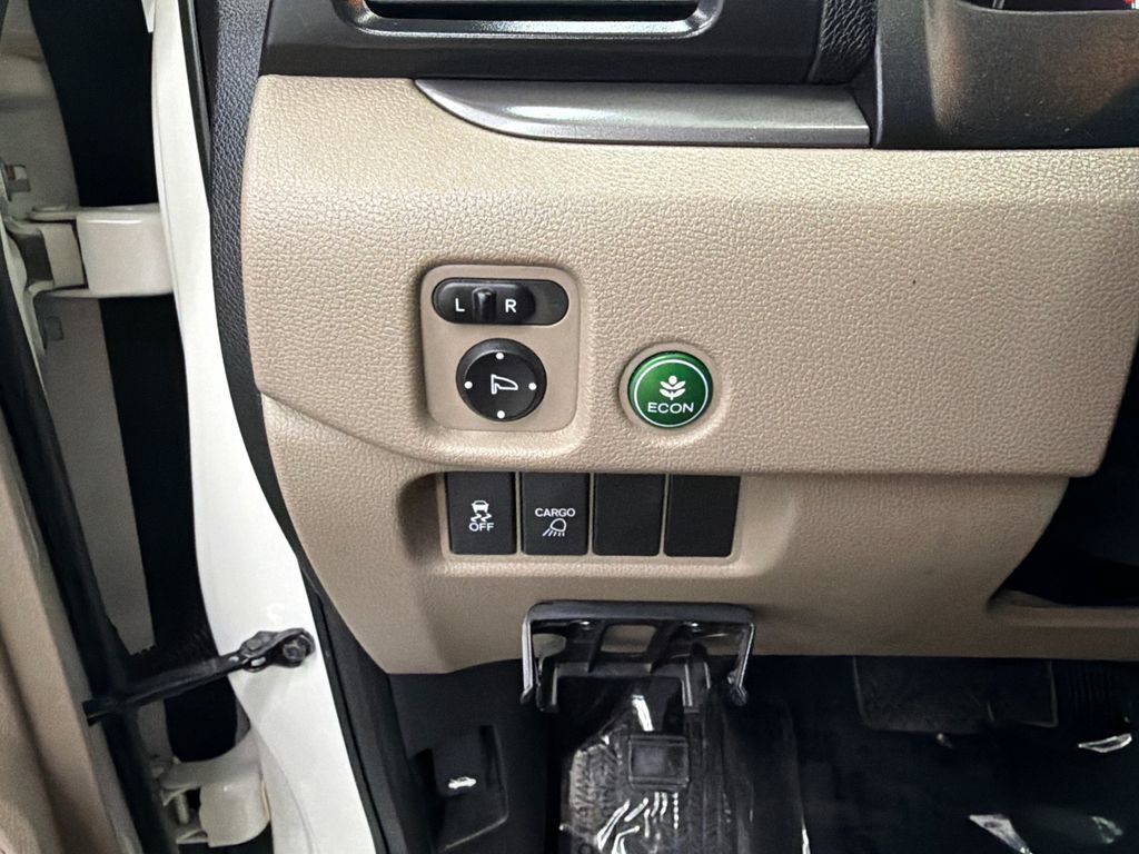 Used 2017 Honda Ridgeline RTL-T image 31