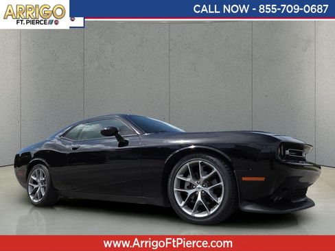 Certified 2022 Dodge Challenger GT RWD image 1
