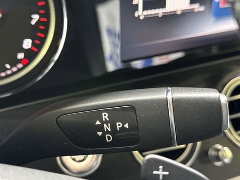 Used 2017 Mercedes-Benz E 300 image 21