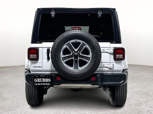 Used 2022 Jeep Wrangler Unlimited Sahara w/ Cold Weather Group image 6