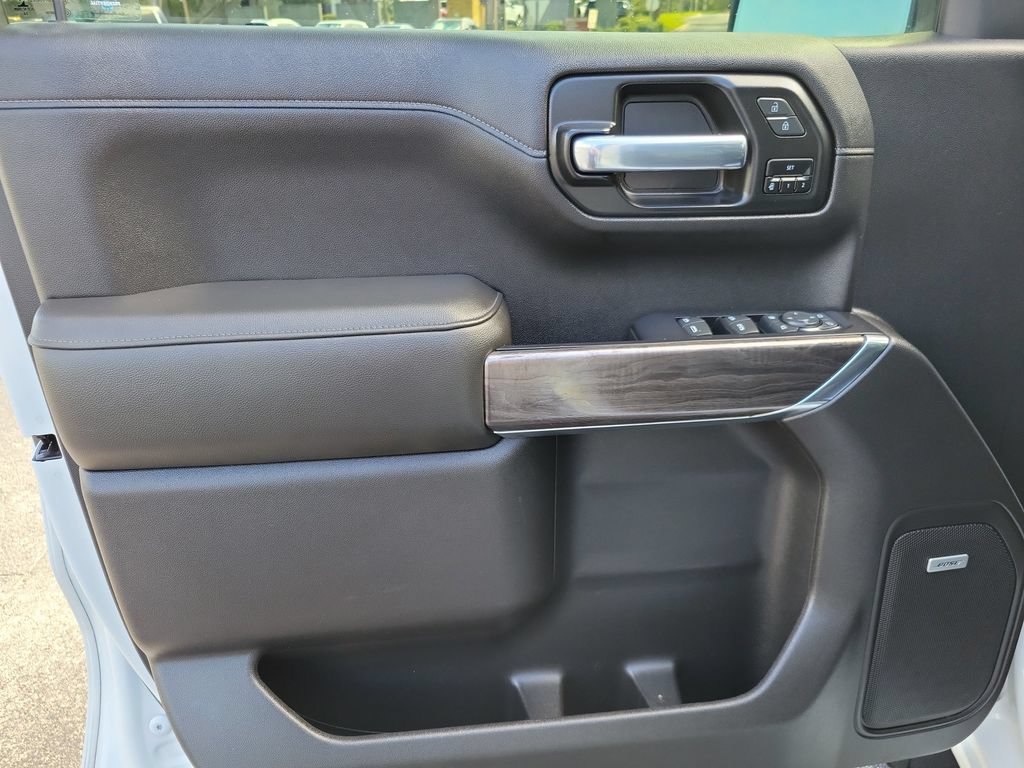 Used 2020 Chevrolet Silverado 1500 LTZ w/ LTZ Premium Package AWD/4WD image 19