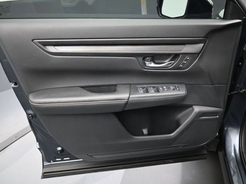 Used 2026 Honda CR-V Sport-L image 11