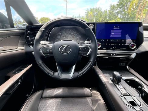 Used 2025 Lexus RX 350 FWD image 6
