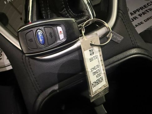 Used 2024 Subaru Outback Premium AWD/4WD image 41
