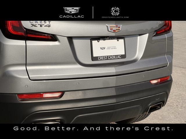 Used 2023 Cadillac XT4 Luxury w/ Cold Weather Package FWD image 9