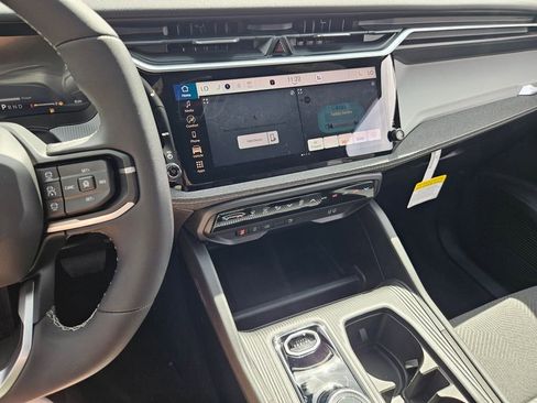 New 2026 Jeep Cherokee Laredo AWD/4WD image 19