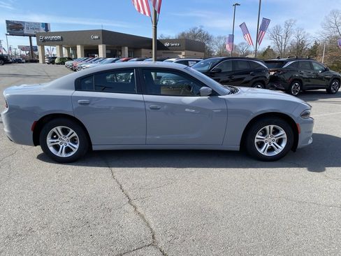 Used 2022 Dodge Charger SXT image 8