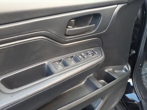 Used 2024 Honda Odyssey EX-L image 19