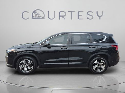 Certified 2023 Hyundai Santa Fe SE FWD image 2